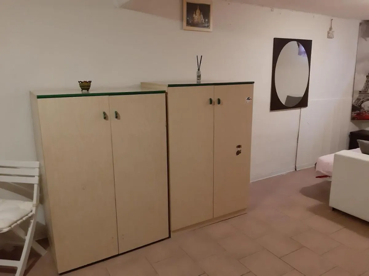 Double Room Fucecchio Appartement